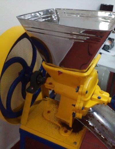 Molino semindustrial 5